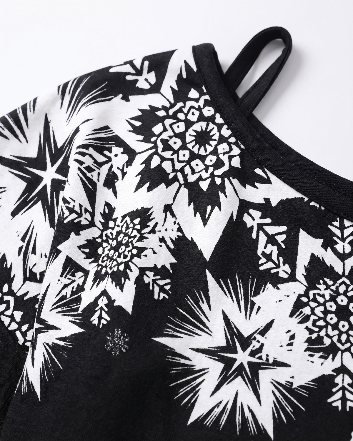 Snowflake Print Holiday Mini Dress With Long Sleeves - close-up detail (Black)