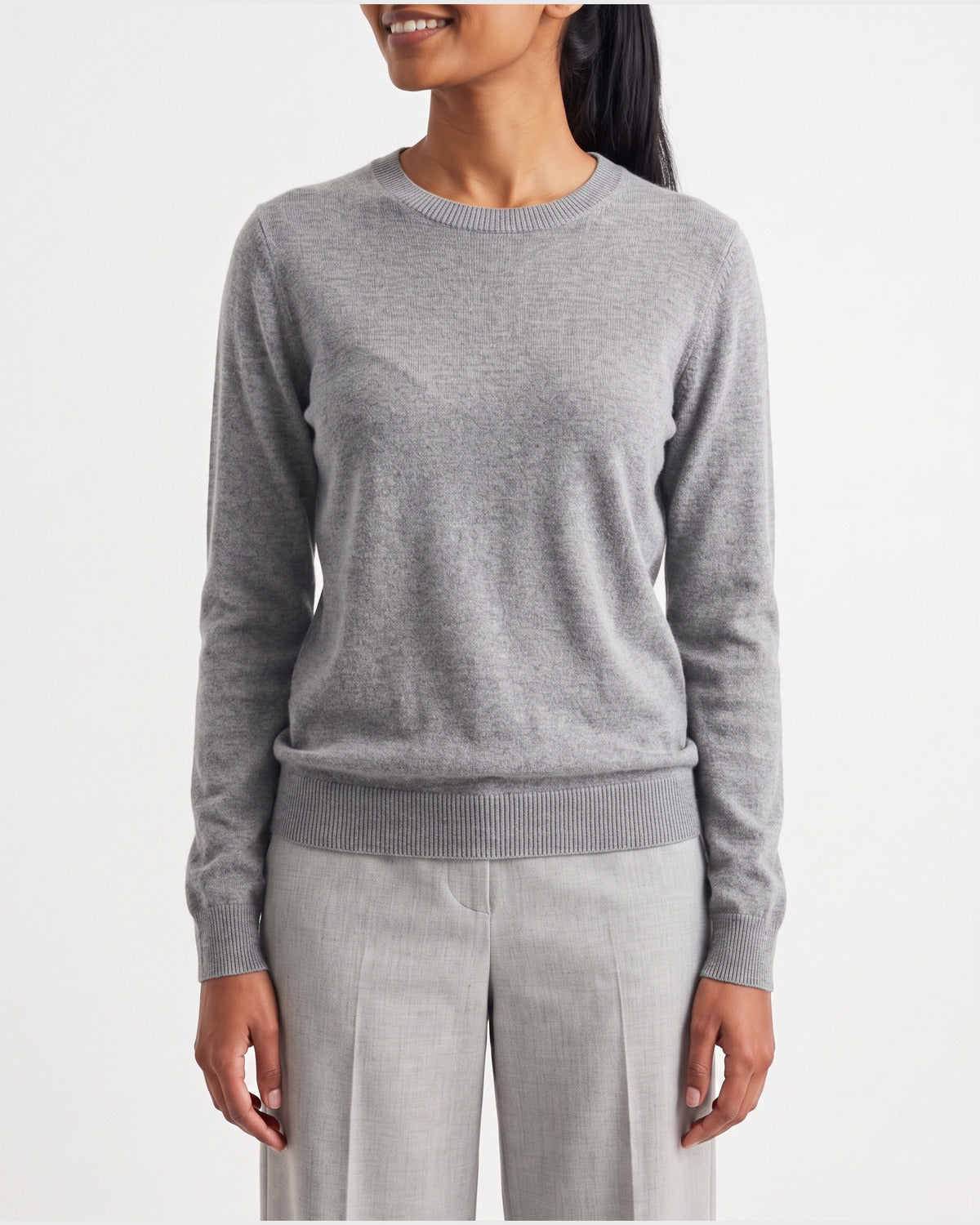 Classic Fine Knit Crew Neck Sweater in Grey