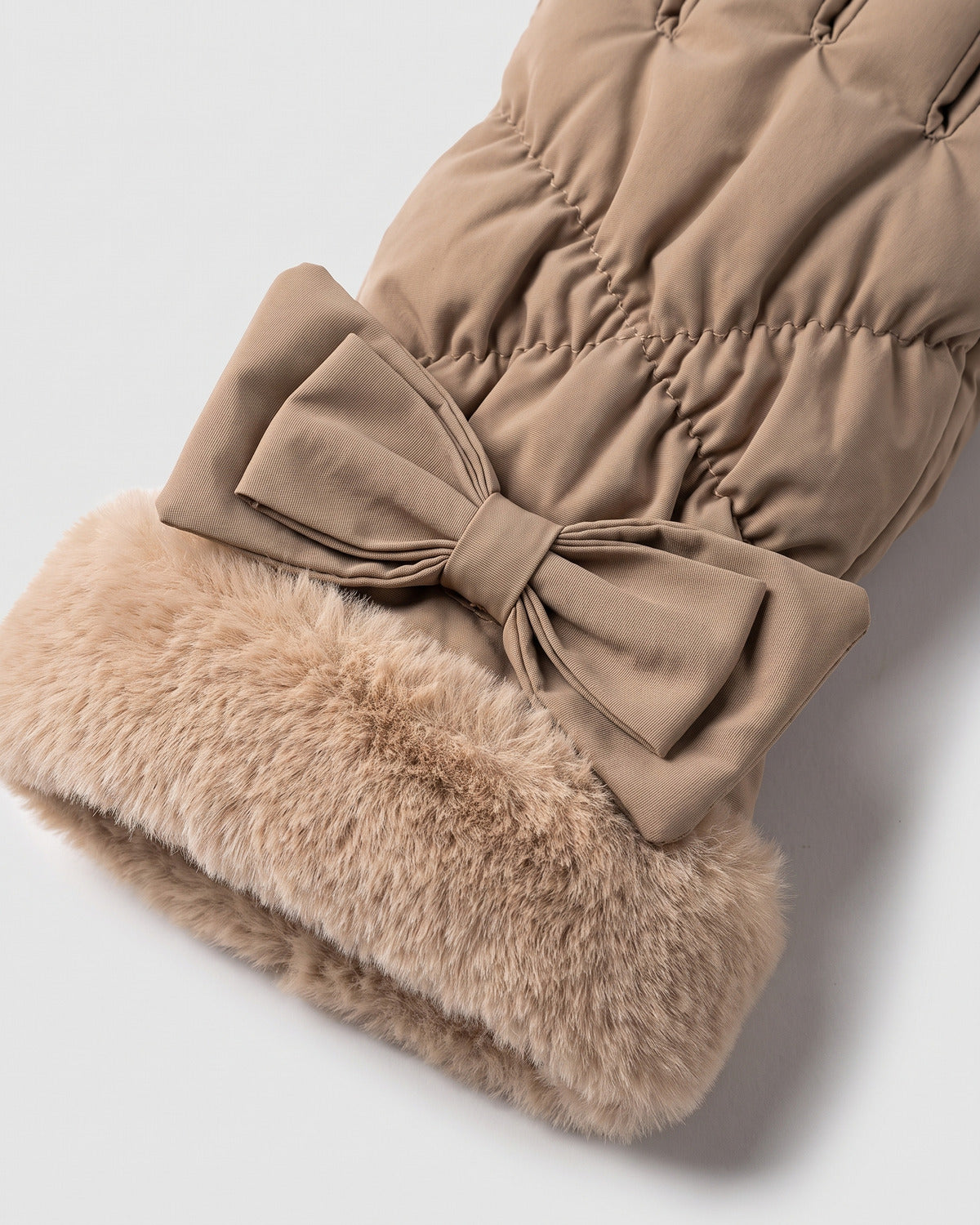 Faux Fur Cuff Winter Gloves With Bow and Touch Screen Tips - close-up detail (Khaki Taupe)