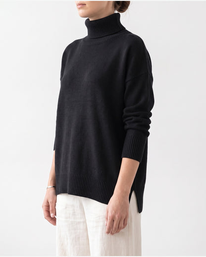 Oversized Knit Turtleneck Sweater With Side Slits - side view (Black)